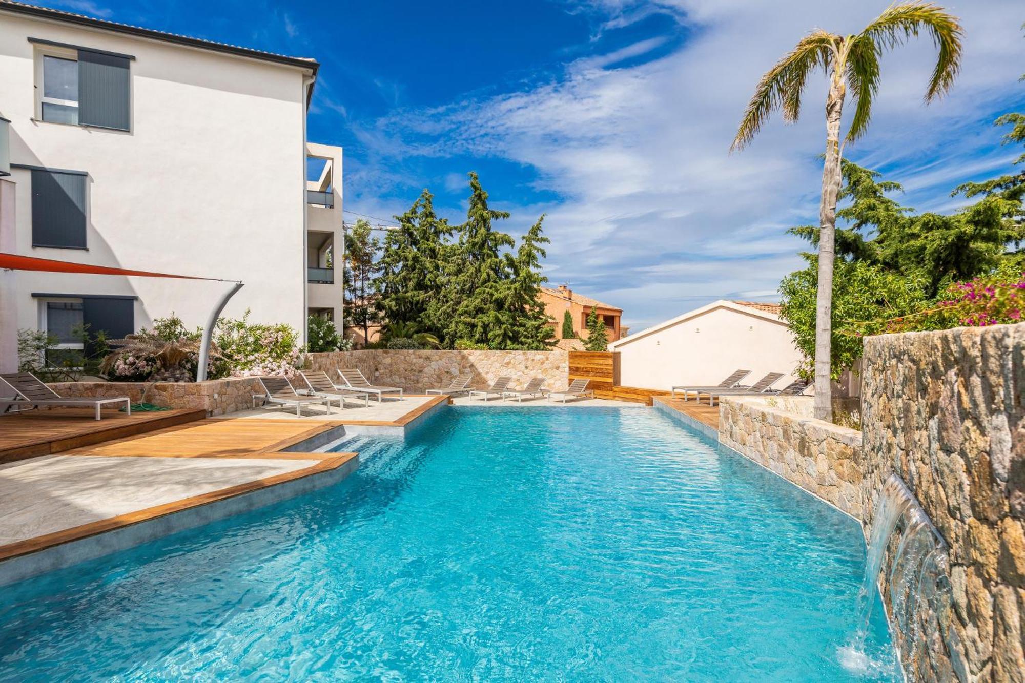 Les Alizes Residence & Spa Л'Иль-Рус Экстерьер фото