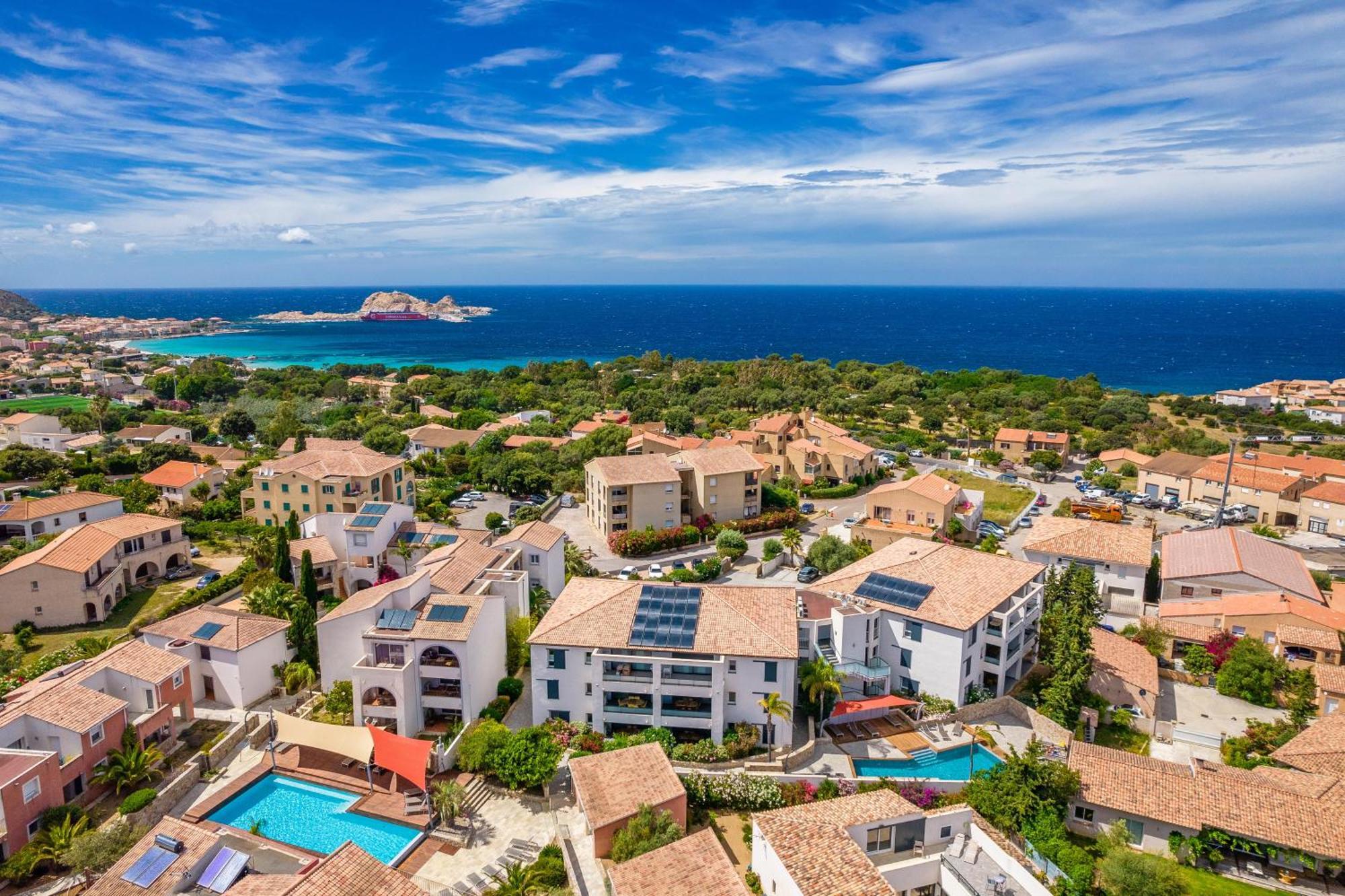 Les Alizes Residence & Spa Л'Иль-Рус Экстерьер фото